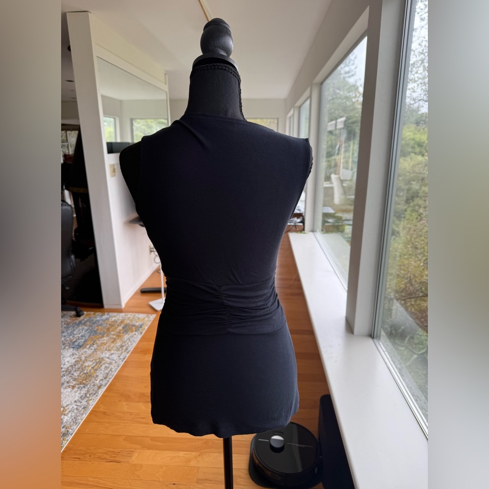The Limited Black V-Neck Sleeveless Office Blouse XS - Picture 3 of 10
